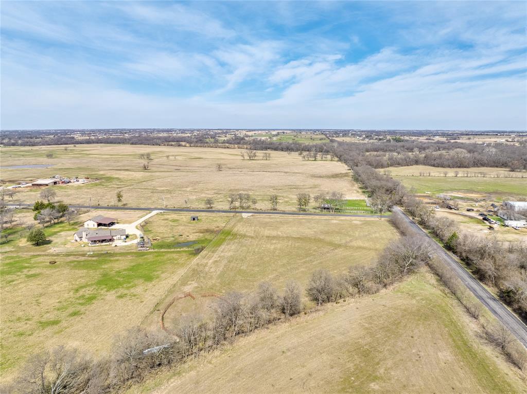 9061 Crow Wright Road Sanger, TX 76266 - Photo 29 of 37