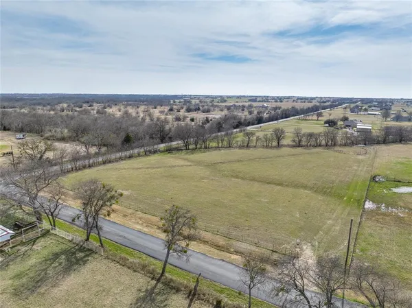 $280,000 | 9061 Crow Wright Road, Sanger, TX 76266