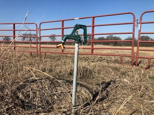 $280,000 | 9061 Crow Wright Road, Sanger, TX 76266