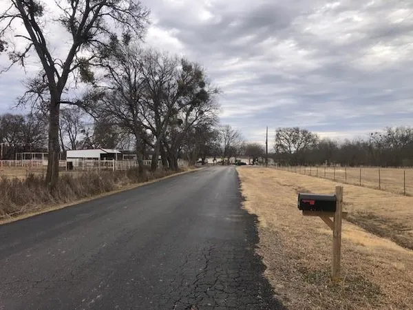 $280,000 | 9061 Crow Wright Road, Sanger, TX 76266
