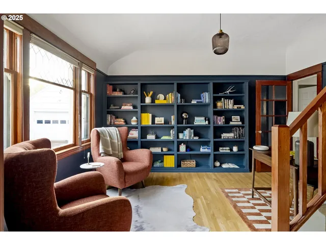 $619,000 | 5727 Northeast 15th Avenue, Portland, OR 97211