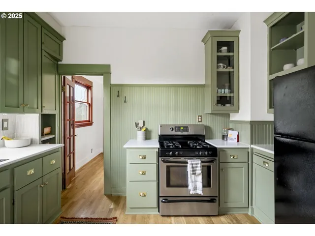 $619,000 | 5727 Northeast 15th Avenue, Portland, OR 97211