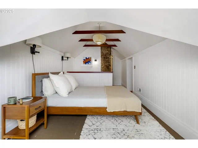 $619,000 | 5727 Northeast 15th Avenue, Portland, OR 97211