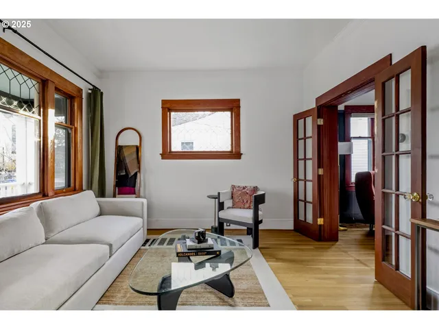 $619,000 | 5727 Northeast 15th Avenue, Portland, OR 97211