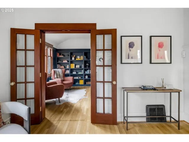 $619,000 | 5727 Northeast 15th Avenue, Portland, OR 97211