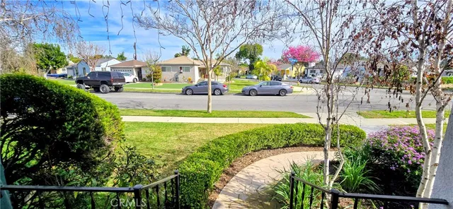$2,800 | 10551 Karmont Avenue, South Gate, CA 90280