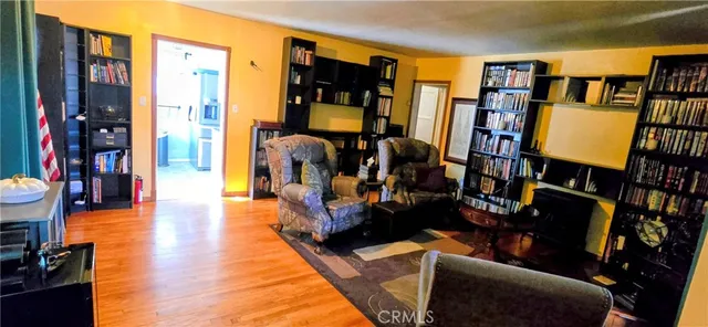 $2,800 | 10551 Karmont Avenue, South Gate, CA 90280