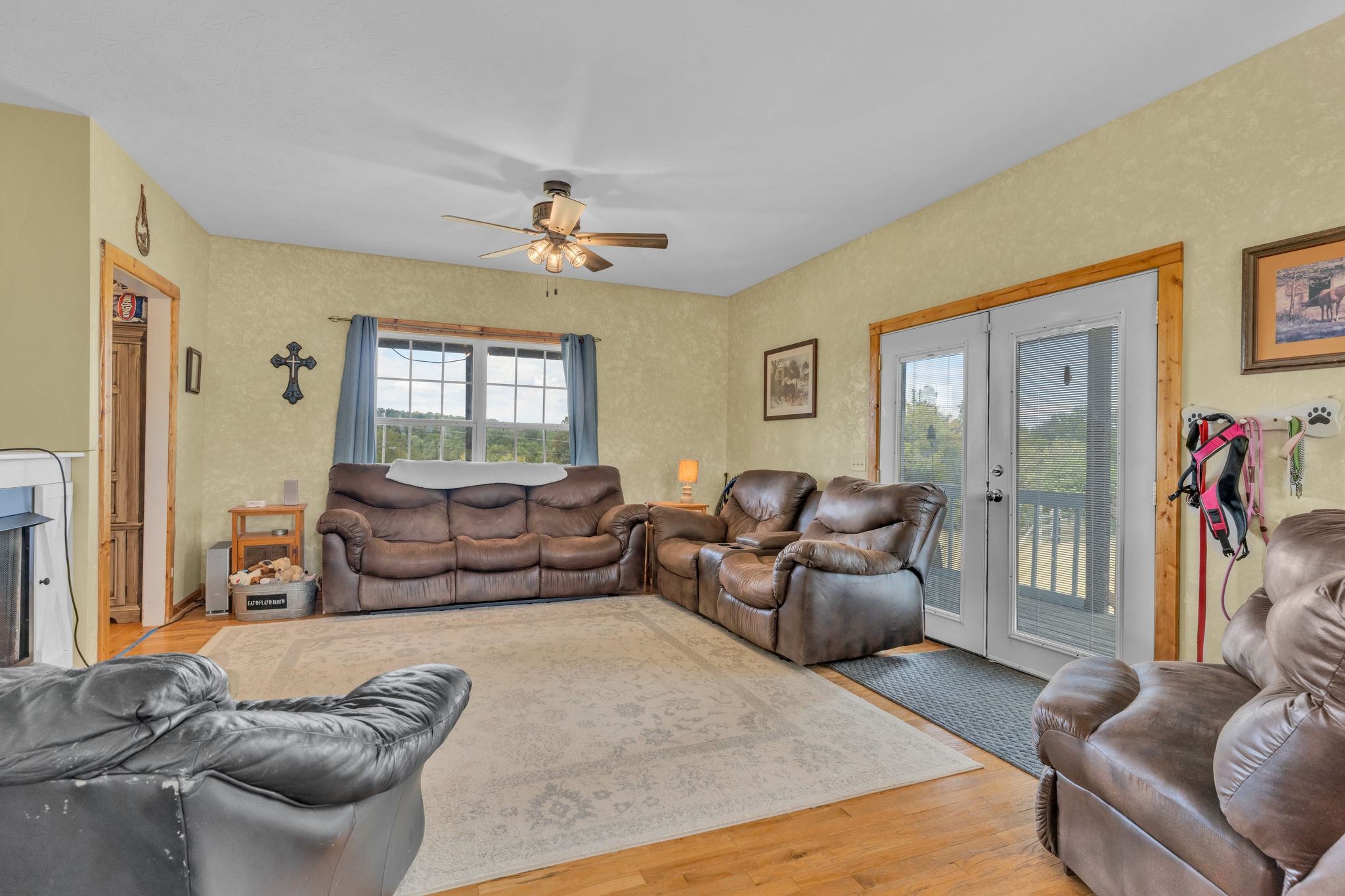 1584 Errel Dowlen Road Pleasant View, TN 37146 - Photo 7 of 28 a living room with furniture ceiling fan and a window