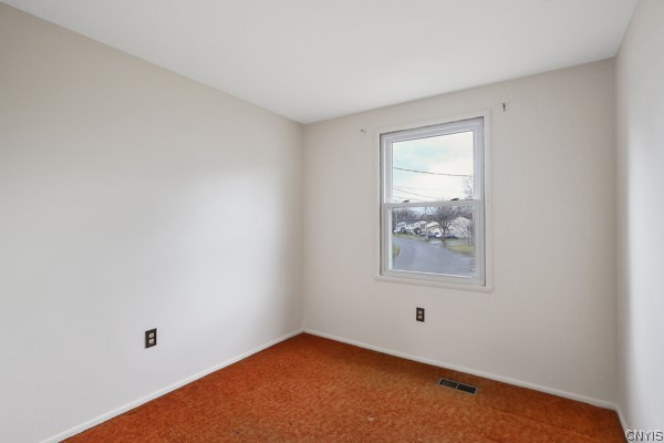 4999 Windgate Road Clay, NY 13088 - Photo 17 of 29