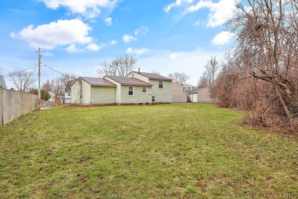 4999 Windgate Road Clay, NY 13088 - Photo 24 of 29