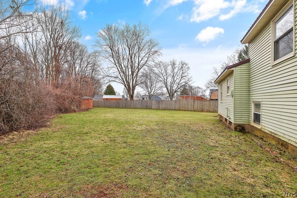 4999 Windgate Road Clay, NY 13088 - Photo 25 of 29