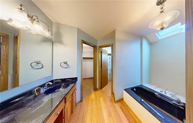 $374,900 | 1214 Linden Terrace, Neosho, MO 64850