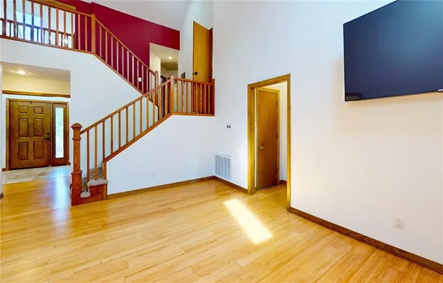 $374,900 | 1214 Linden Terrace, Neosho, MO 64850