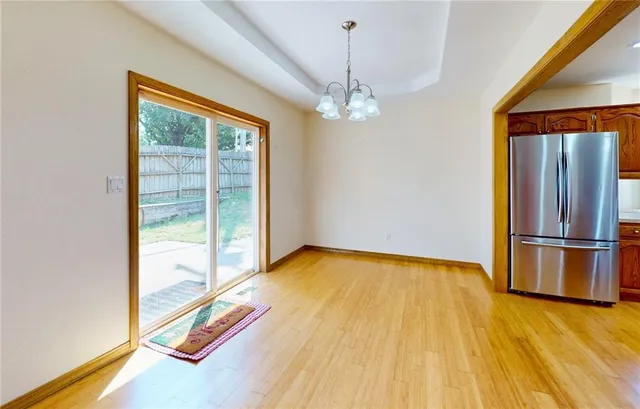 $374,900 | 1214 Linden Terrace, Neosho, MO 64850