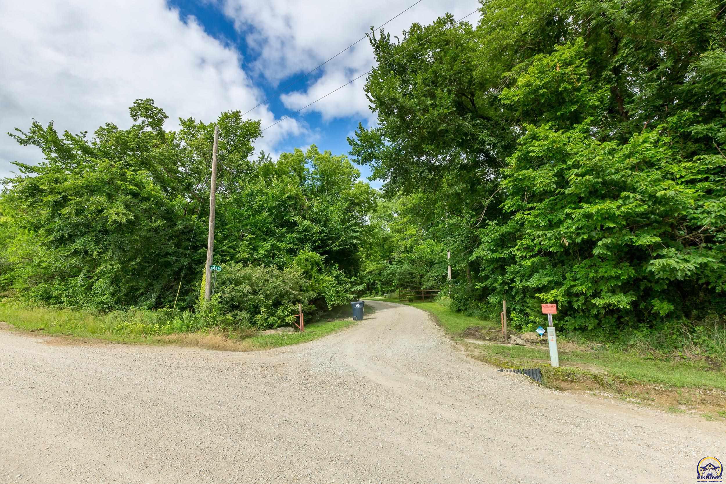 1757 Buck Creek Road Perry, KS 66073 - Photo 23 of 90