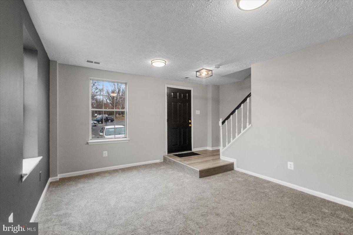 9101 Glenville Road Silver Spring, MD 20901 - Photo 5 of 31 Gallery Image 5