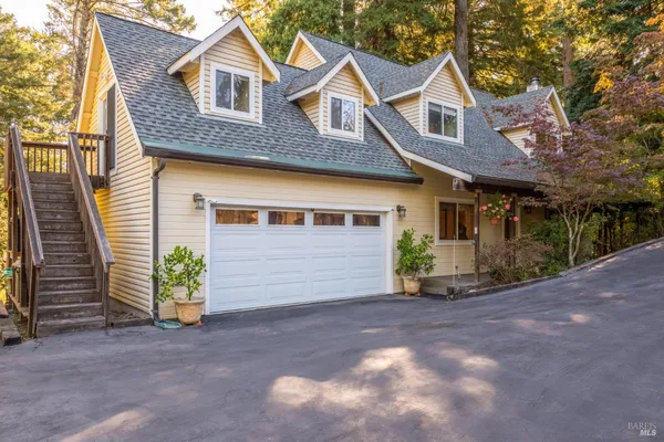 $1,265,000 | 11532 Occidental Road, Sebastopol, CA 95472