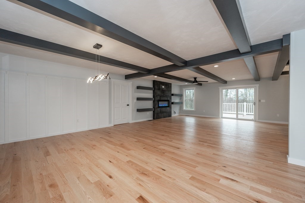 62 Dudley Road Sutton, MA 01590 - Photo 8 of 42