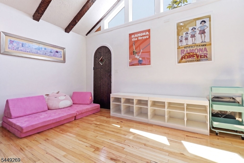 200 McCosh Road Montclair, NJ 07043 - Photo 11 of 25