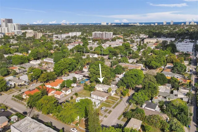 $915,000 | 1943 Rodman Street, Hollywood, FL 33020