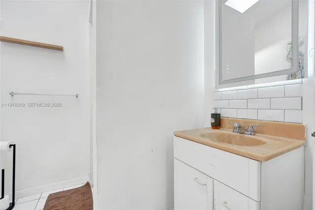 $915,000 | 1943 Rodman Street, Hollywood, FL 33020