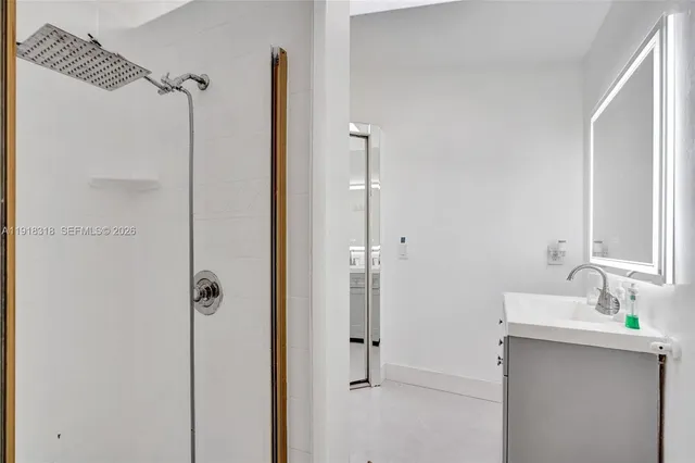 $915,000 | 1943 Rodman Street, Hollywood, FL 33020