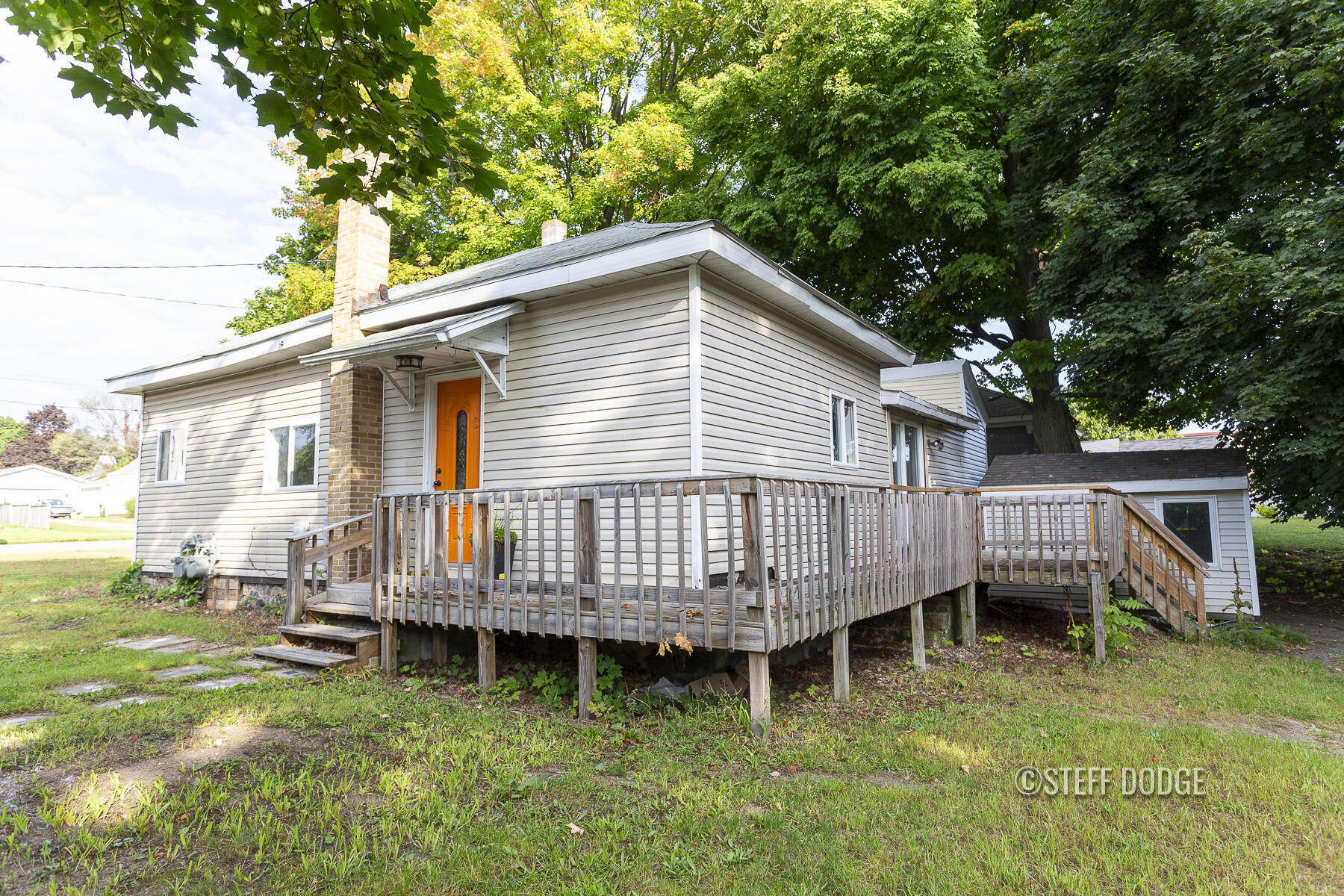 408 Lewis Street Belding, MI 48809 - Photo 3 of 52 408 Lewis St. Belding_2