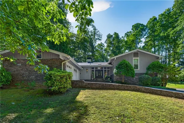 $650,000 | 3565 Highland Drive, Acworth, GA 30101