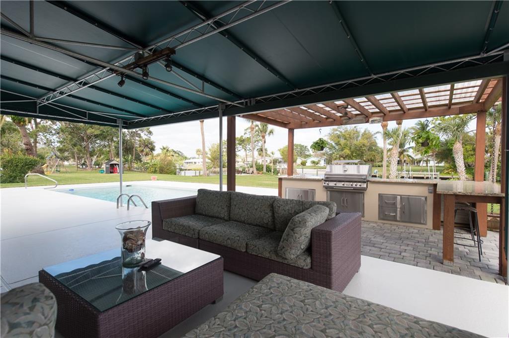 834 Northwest Spruce Ridge Drive Stuart, FL 34994 - Photo 11 of 44 Gallery Image 11