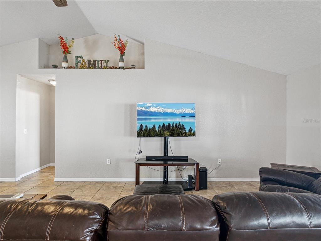 5121 Roble Avenue Spring Hill, FL 34608 - Photo 10 of 46 LIVING ROOM