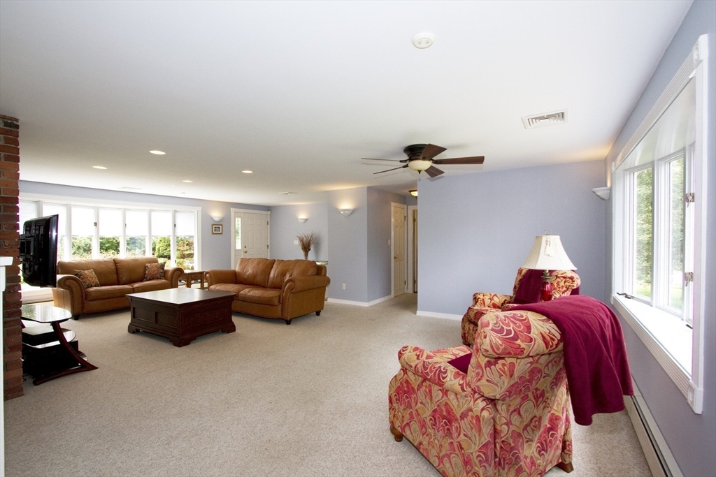 4 Johns Avenue Middleton, MA 01949 - Photo 22 of 36