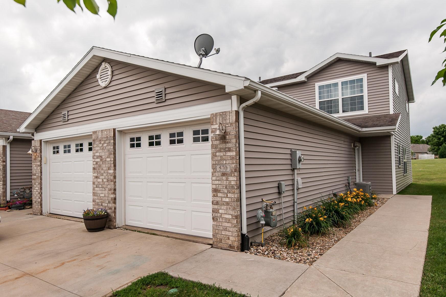 570 Pointe Court Southwest Rochester, MN 55902 - Photo 1 of 1 Gallery Image 1