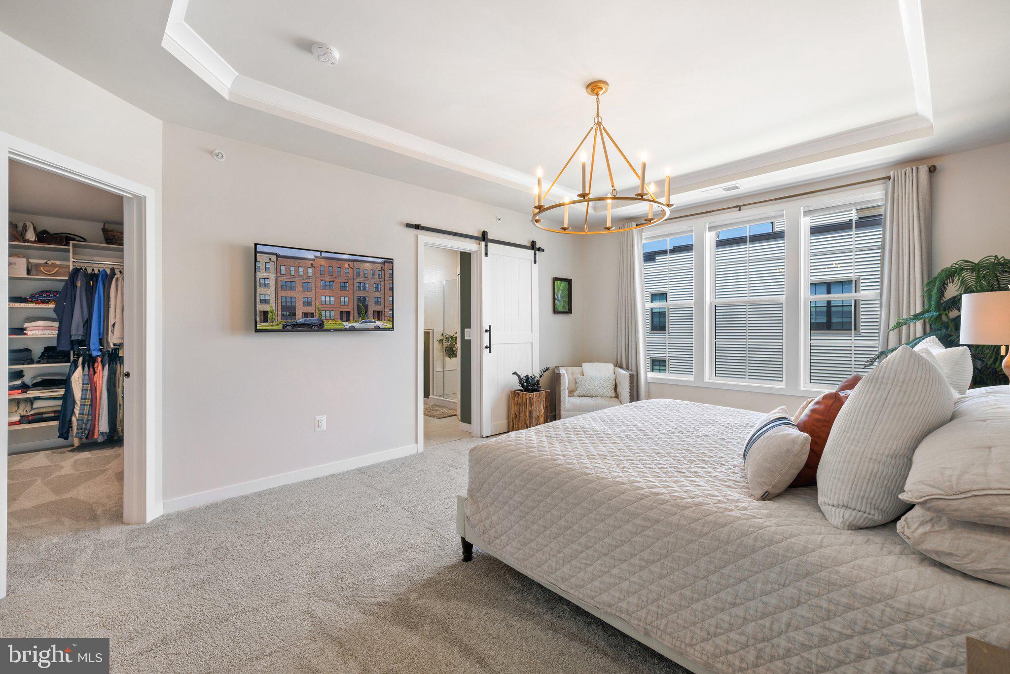 43536 Centergate Drive Ashburn, VA 20148 - Photo 30 of 60 Primary suite