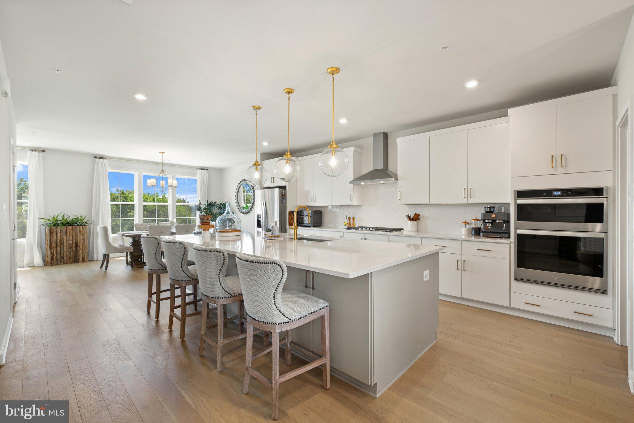 43536 Centergate Drive Ashburn, VA 20148 - Photo 3 of 60 Open plan gourmet kitchen