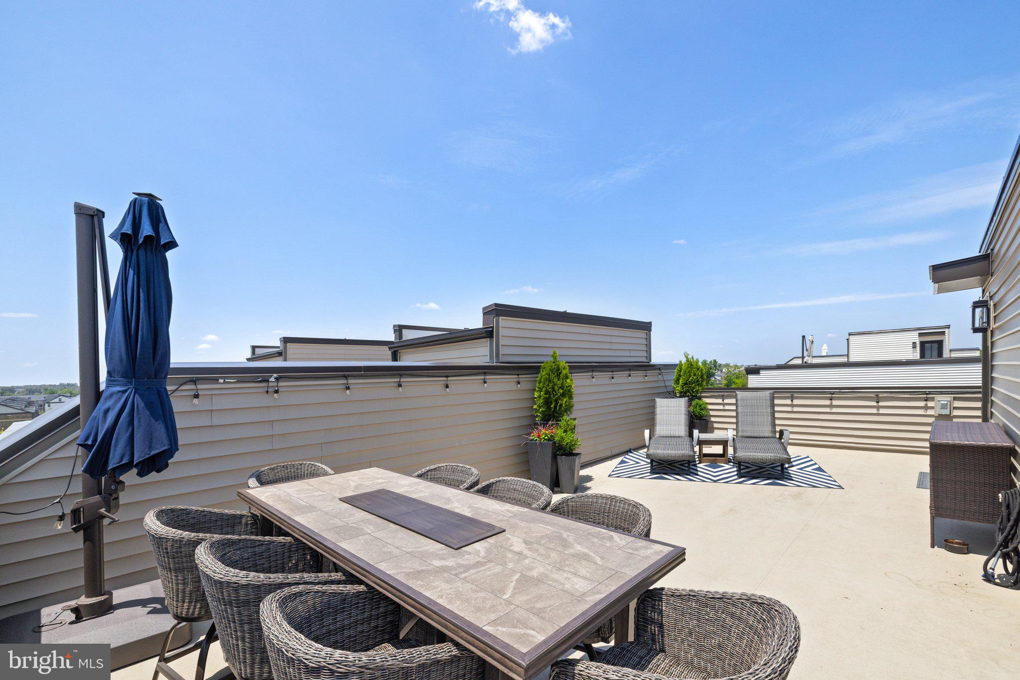 43536 Centergate Drive Ashburn, VA 20148 - Photo 49 of 60 Private rooftop terrace