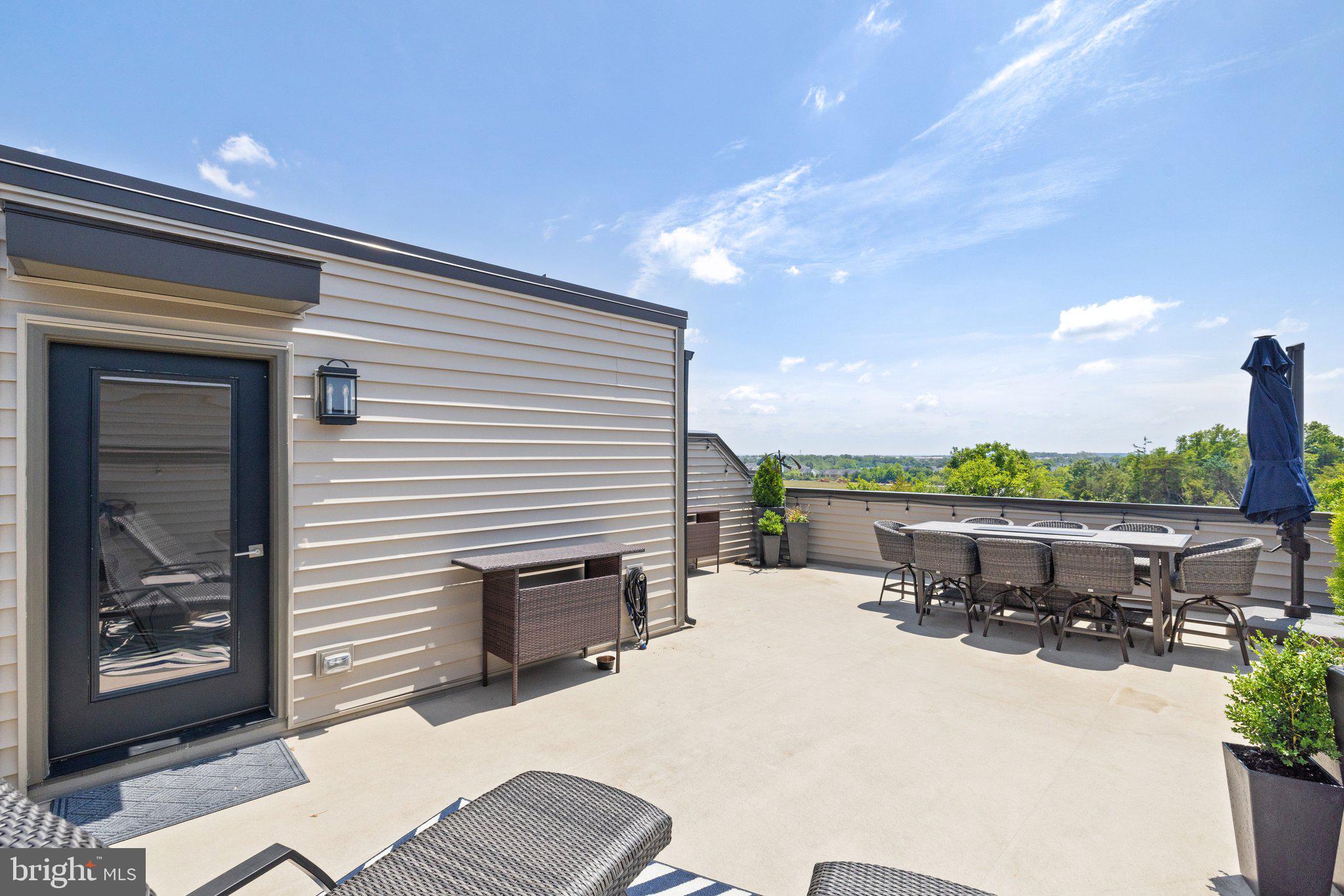 43536 Centergate Drive Ashburn, VA 20148 - Photo 51 of 60 Private rooftop terrace