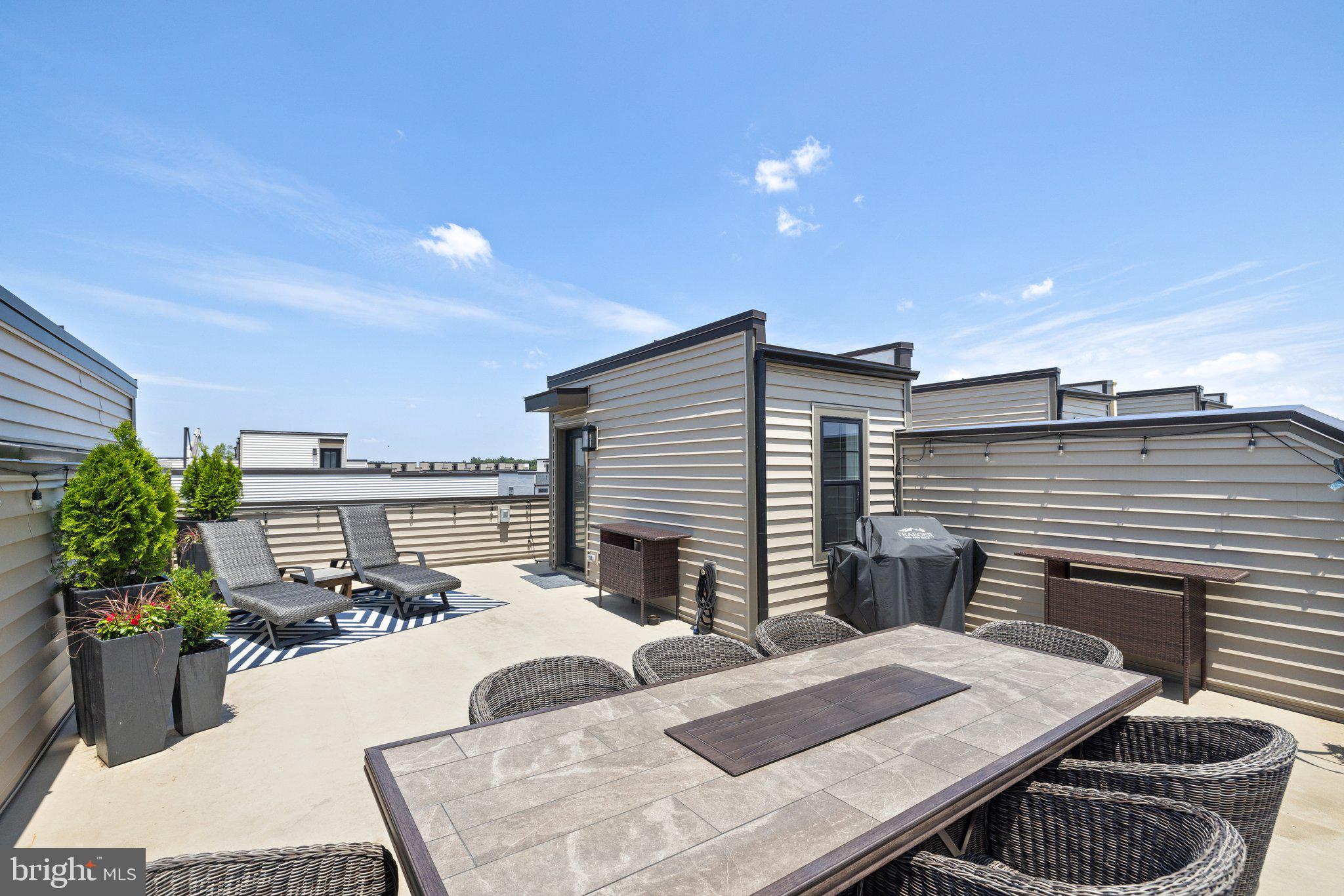 43536 Centergate Drive Ashburn, VA 20148 - Photo 53 of 60 Private rooftop terrace