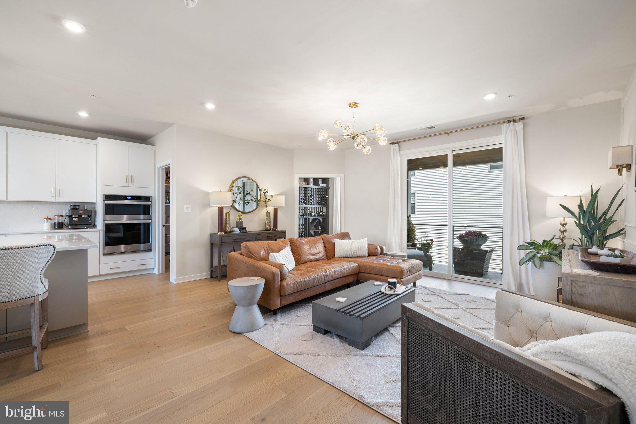 43536 Centergate Drive Ashburn, VA 20148 - Photo 10 of 60 Family room