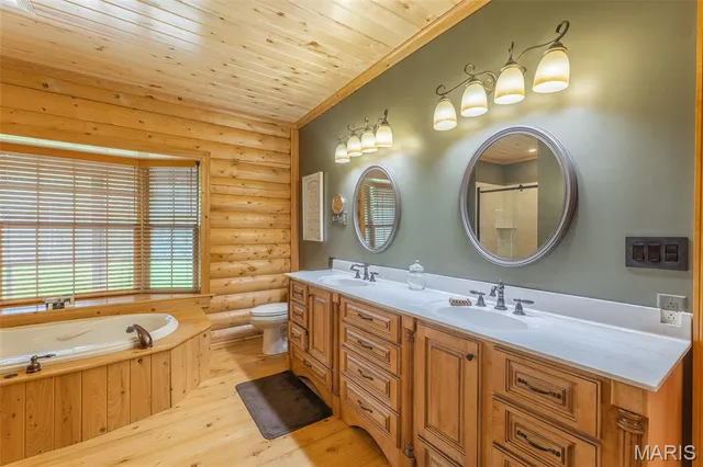 $899,000 | 2826 Hwy T, Poplar Bluff, MO 63901