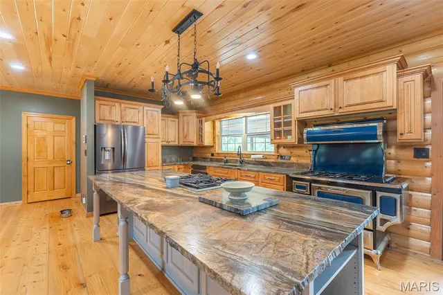 $899,000 | 2826 Hwy T, Poplar Bluff, MO 63901