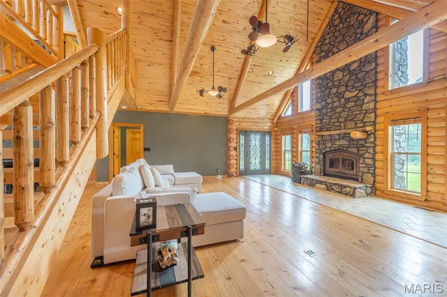 $899,000 | 2826 Hwy T, Poplar Bluff, MO 63901