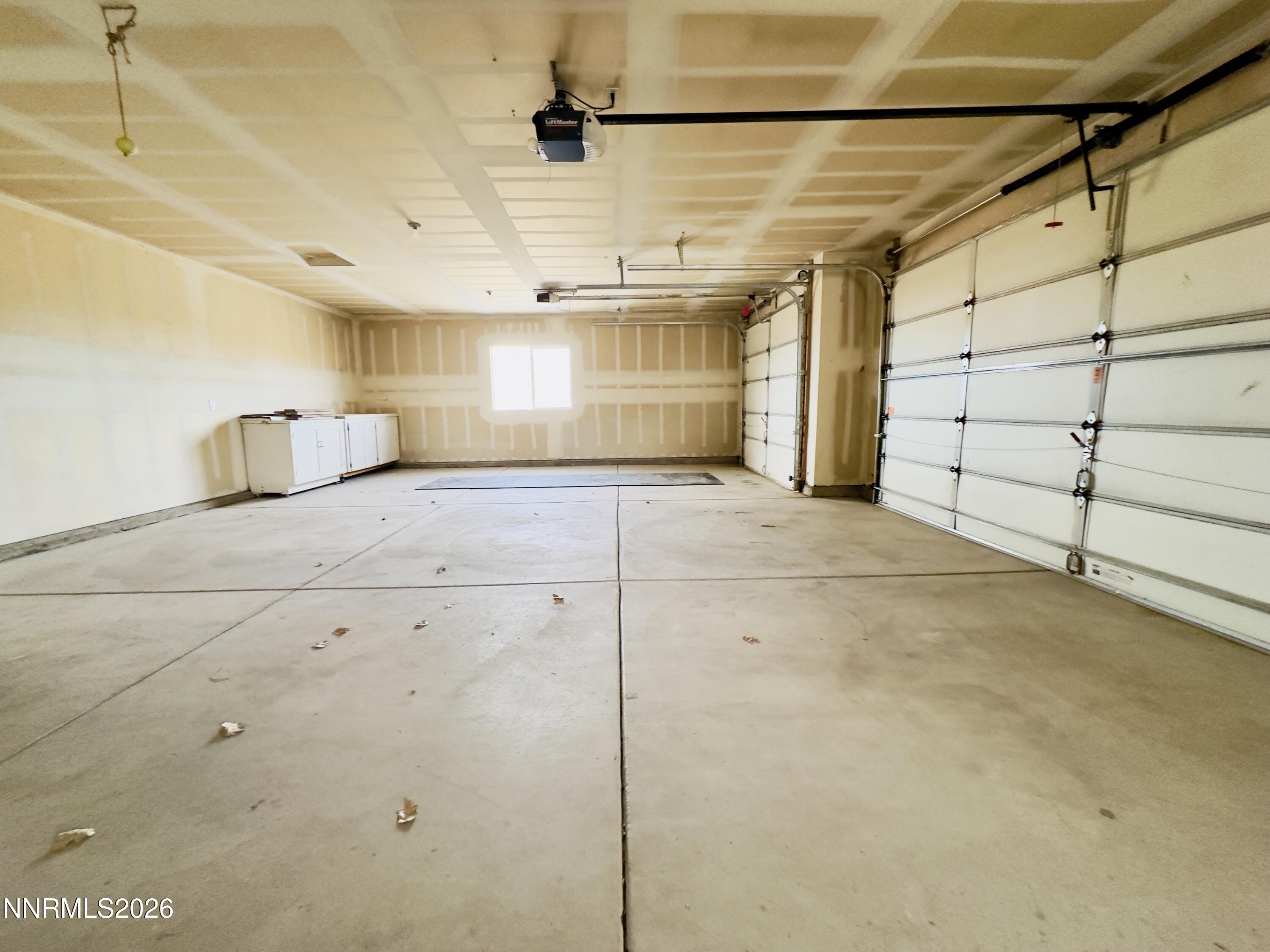 141 Country Ranch Road Fernley, NV 89408 - Photo 39 of 44 a view of a garage