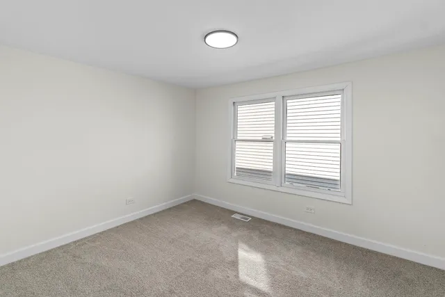 $480,000 | 19 East 56th Street, Westmont, IL 60559