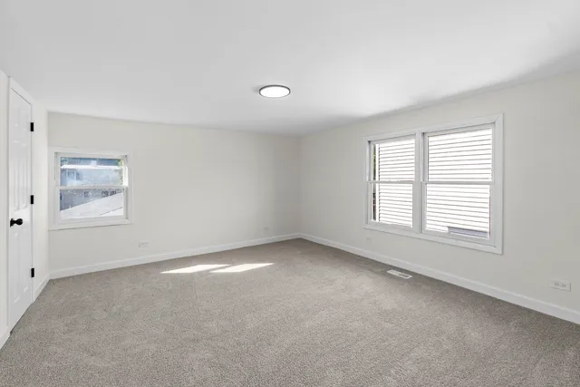 $480,000 | 19 East 56th Street, Westmont, IL 60559