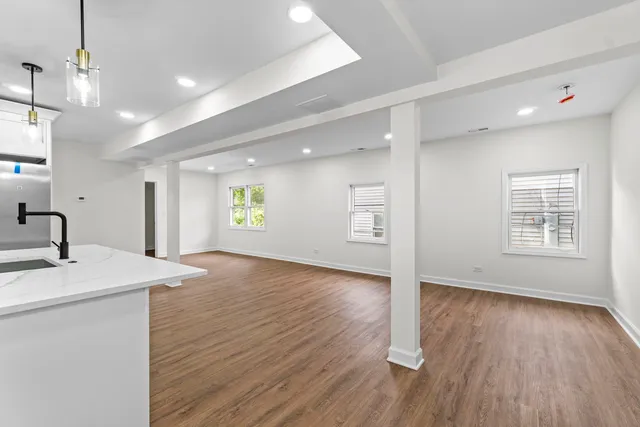 $480,000 | 19 East 56th Street, Westmont, IL 60559