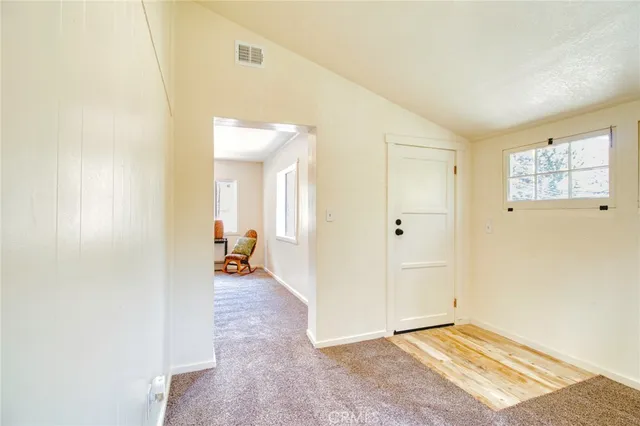 $2,100 | 1131 Apple, Wrightwood, CA 92397