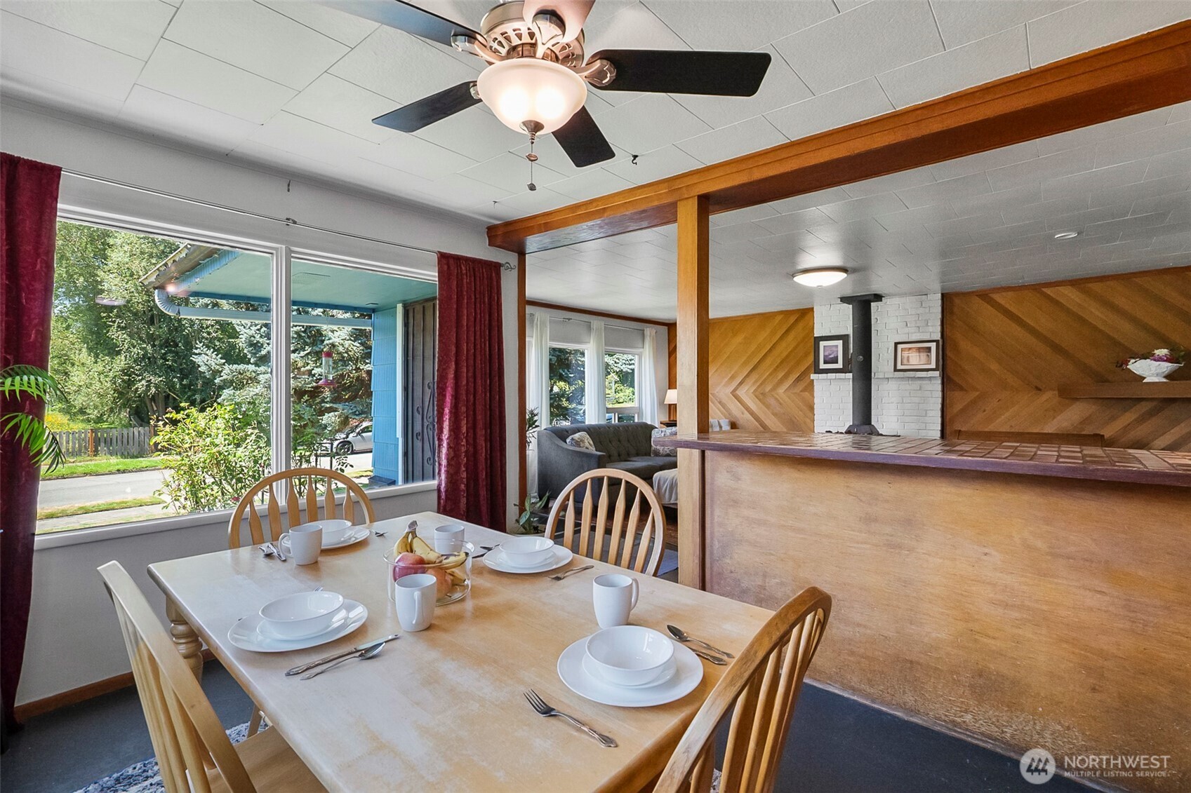 2423 Chestnut Street Everett, WA 98201 - Photo 9 of 40
