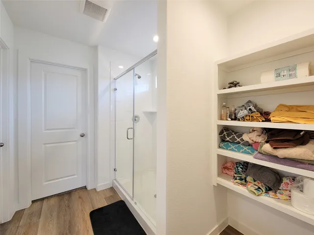 $2,300 | 2519 Ocean Jasper Drive, Iowa Colony, TX 77583