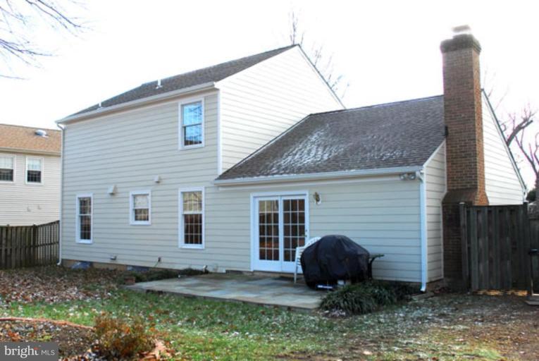 8435 Hunt Valley Drive Vienna, VA 22182 - Photo 13 of 27 Patio