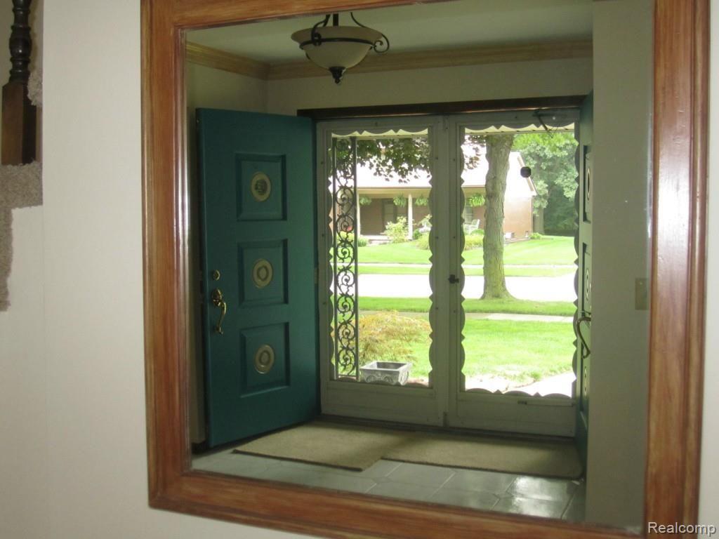 2842 Ranieri Drive Troy, MI 48085 - Photo 10 of 27 IMG_4244.jpg